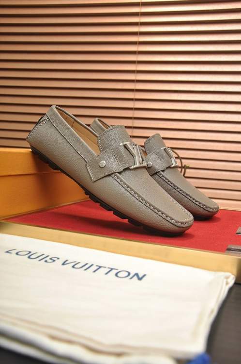 Picture of Louis Vuitton Shoes _SKULVsz38-44mnf0312011974